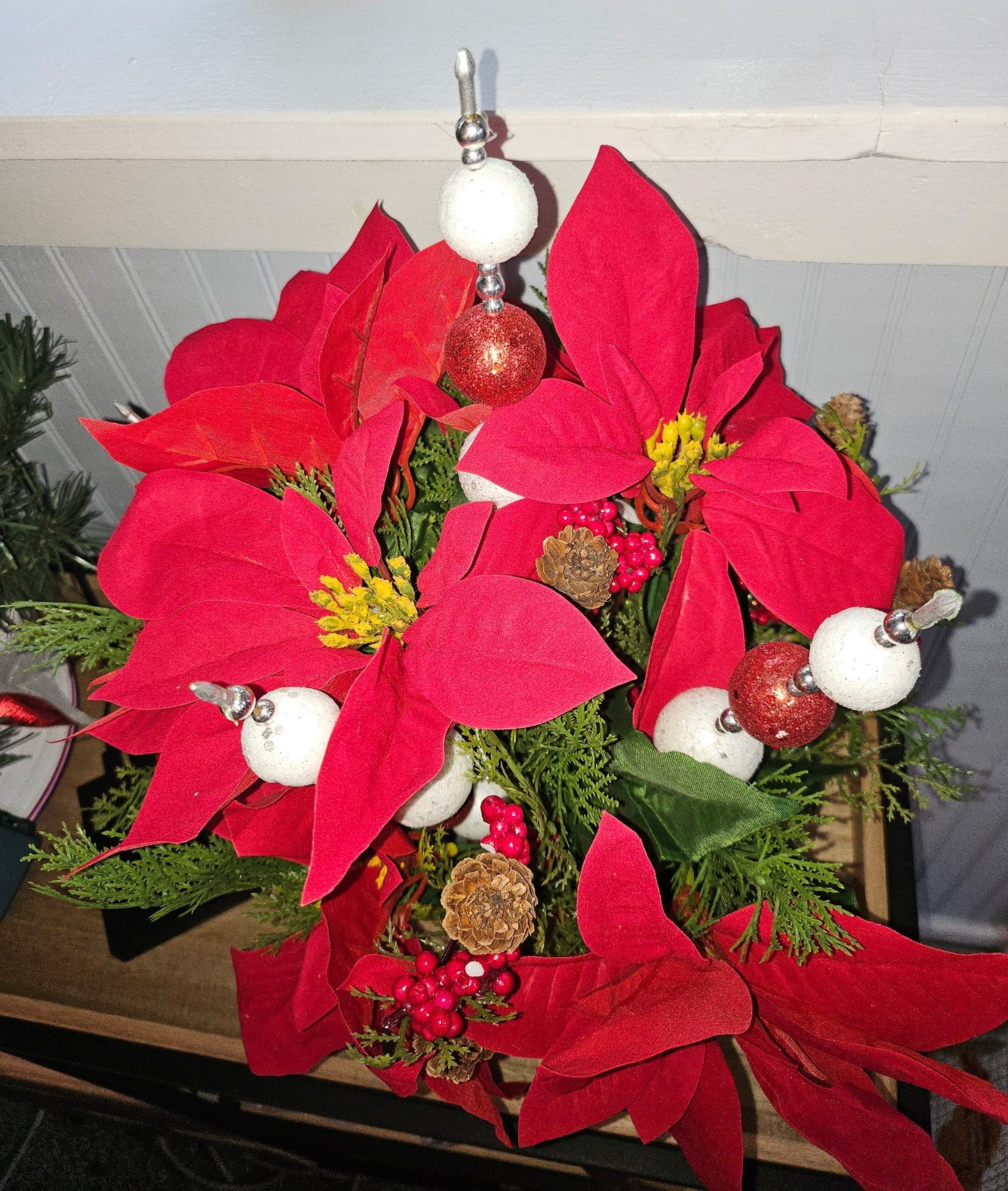 Poinsettia Centerpiece