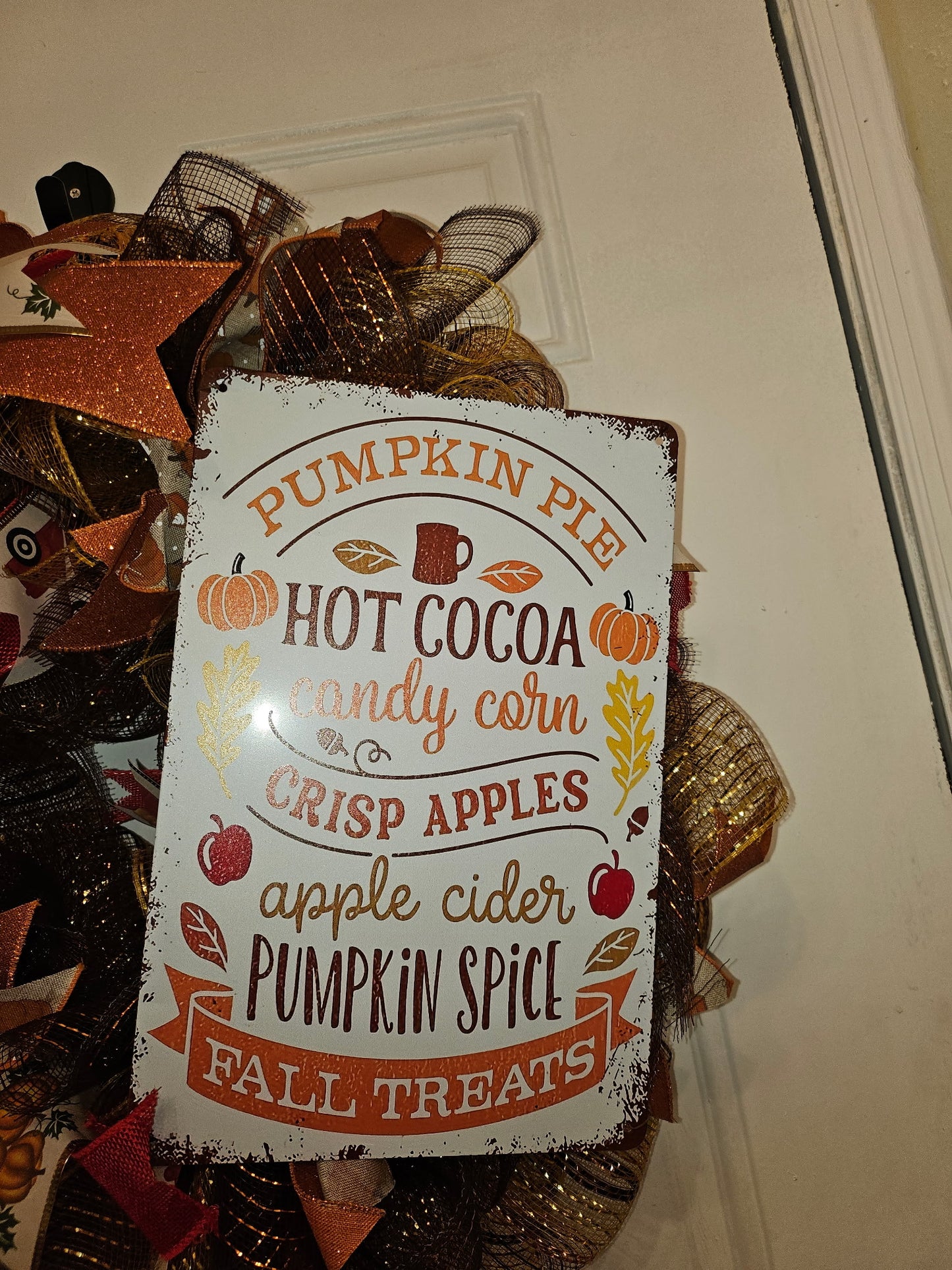 Fall Treats Wreath