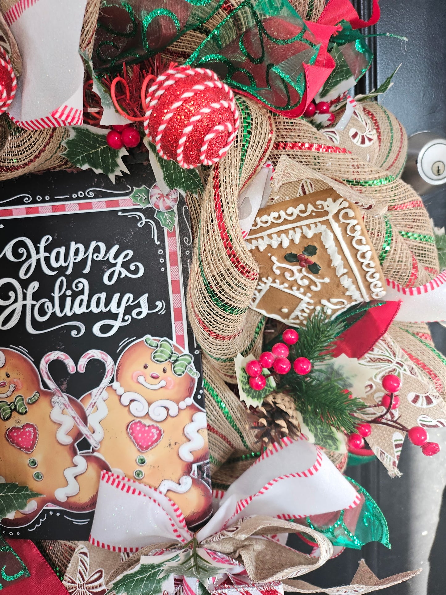 Happy Holidays Gingerbread Wreath