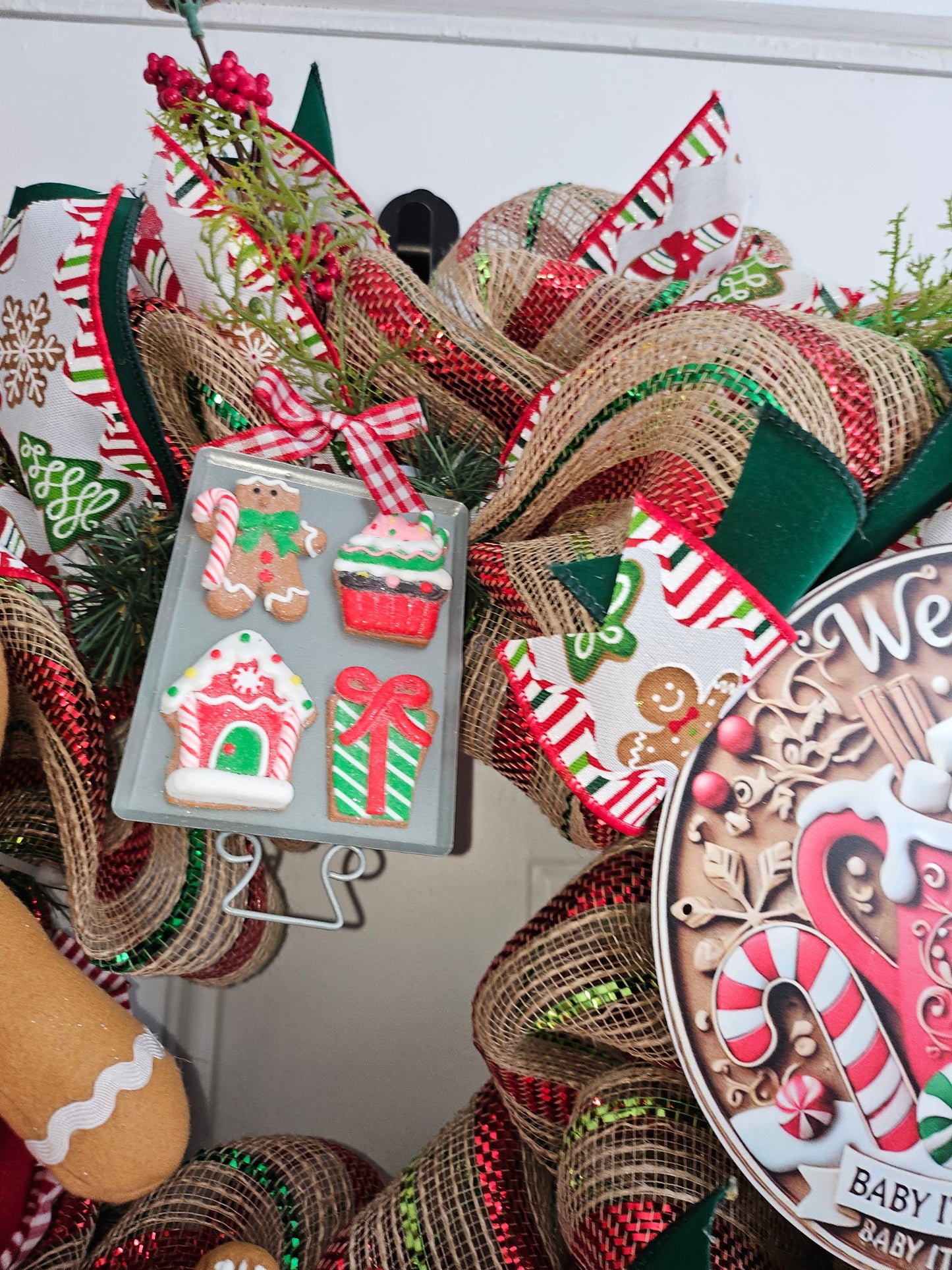 Gingerbread Christmas Wreath