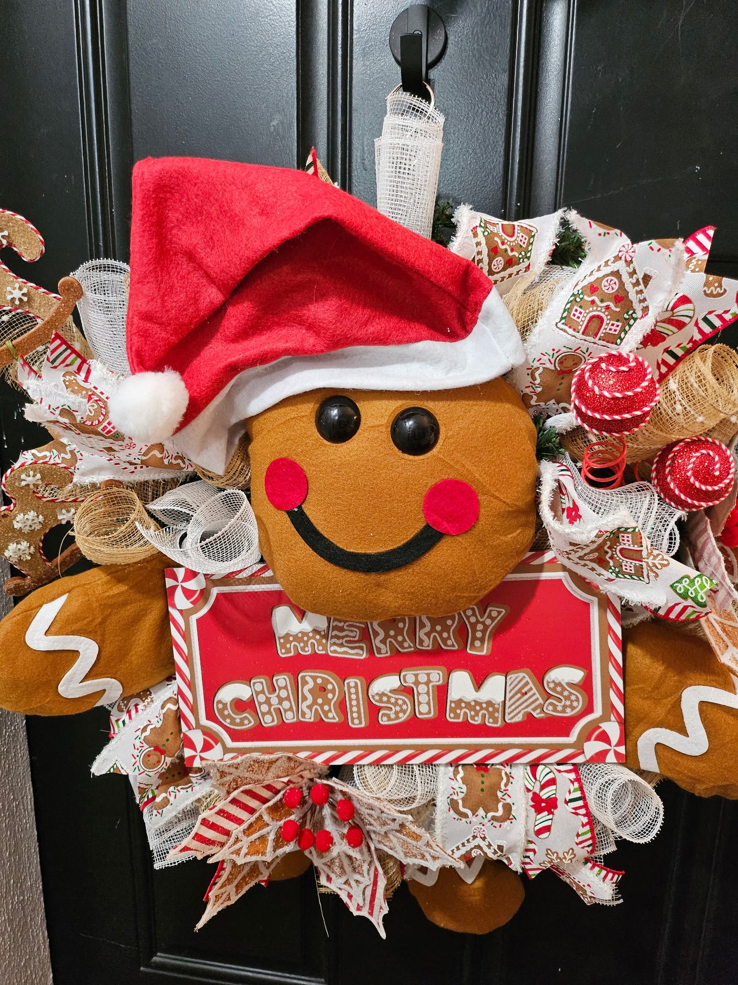 Gingerbread Figure Wreath