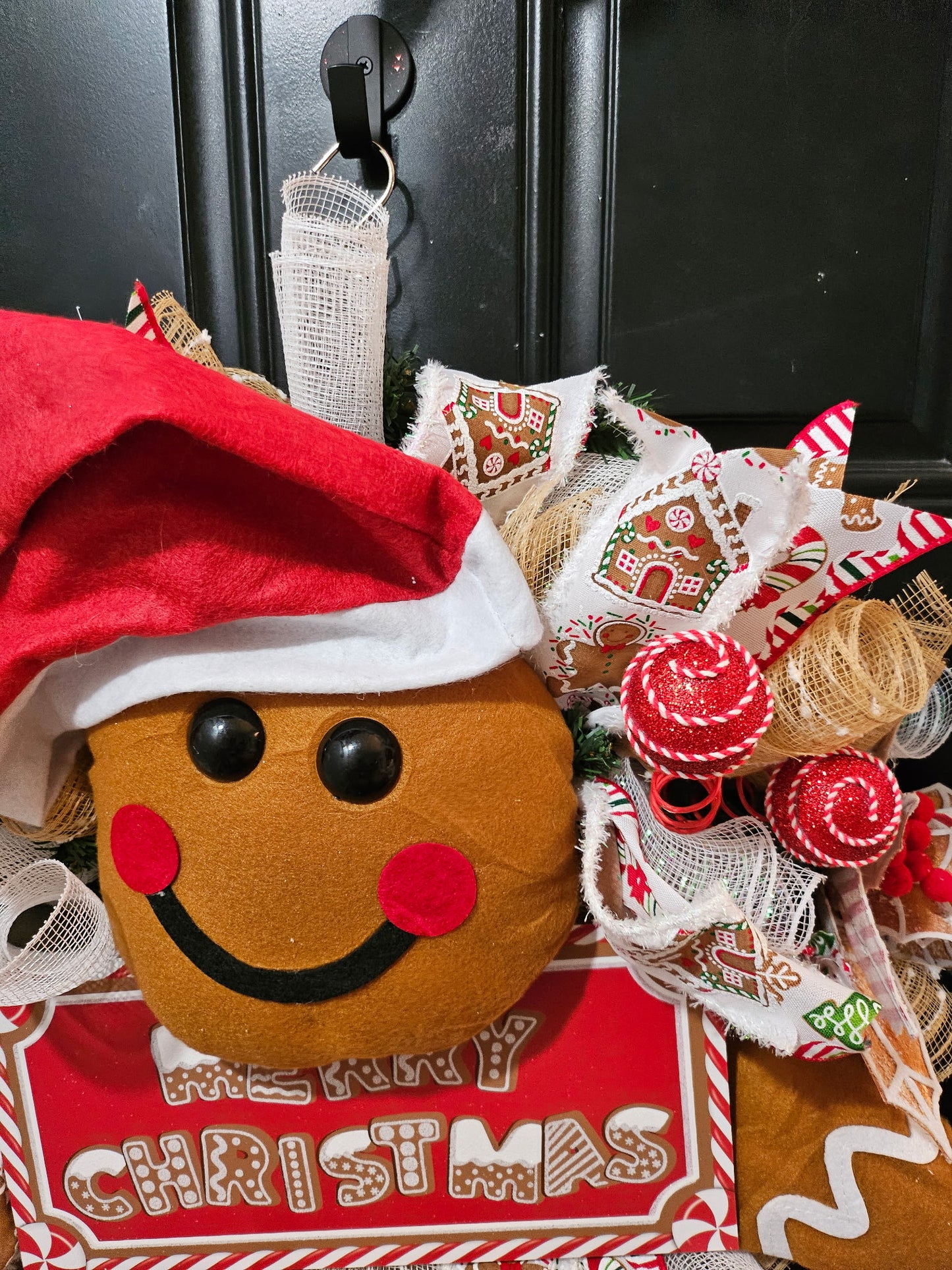 Gingerbread Figure Wreath
